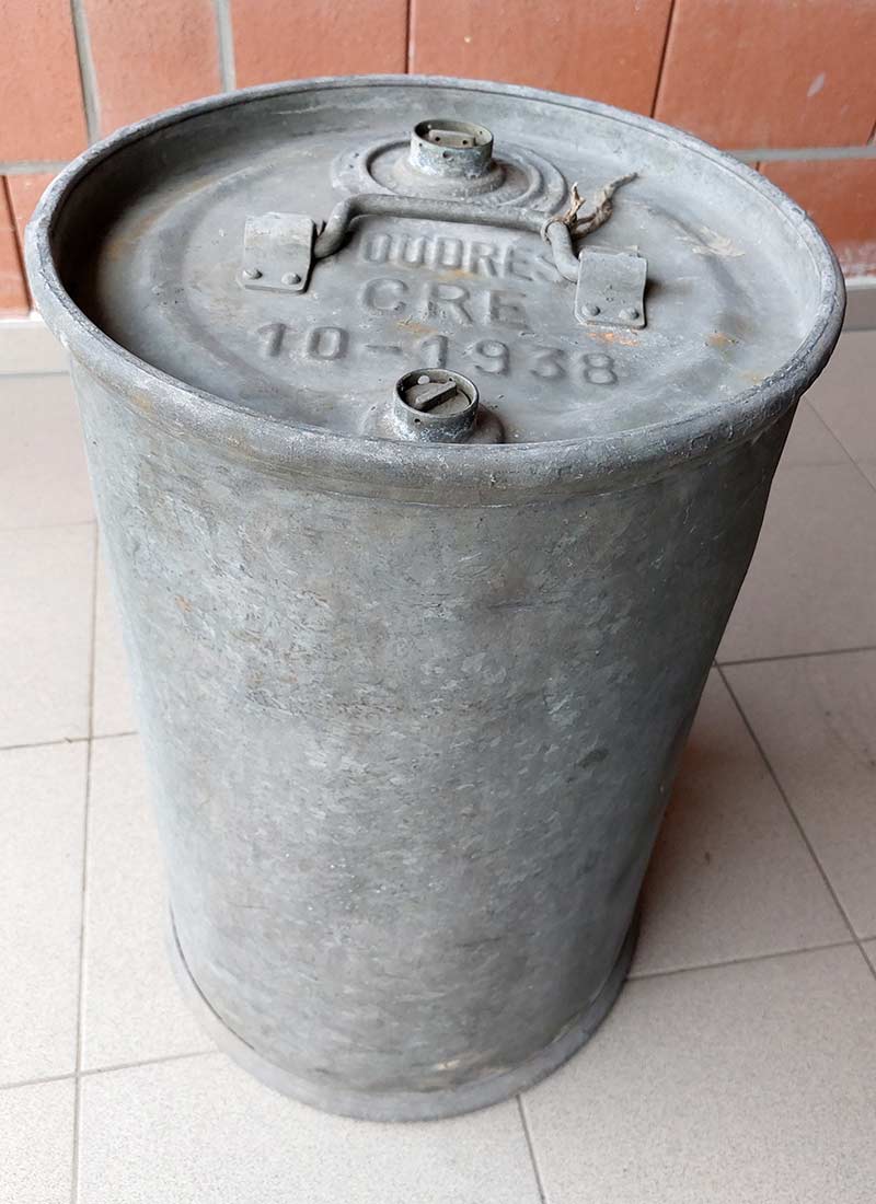 Bidon de la marque Schmid 1938